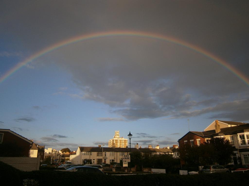 Hotel Le Maitre Southport Esterno foto